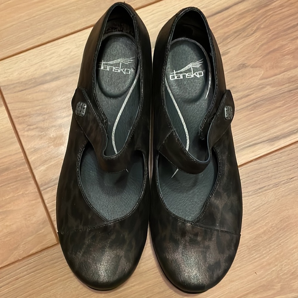 Dansko Mary Jane Shoes 👞